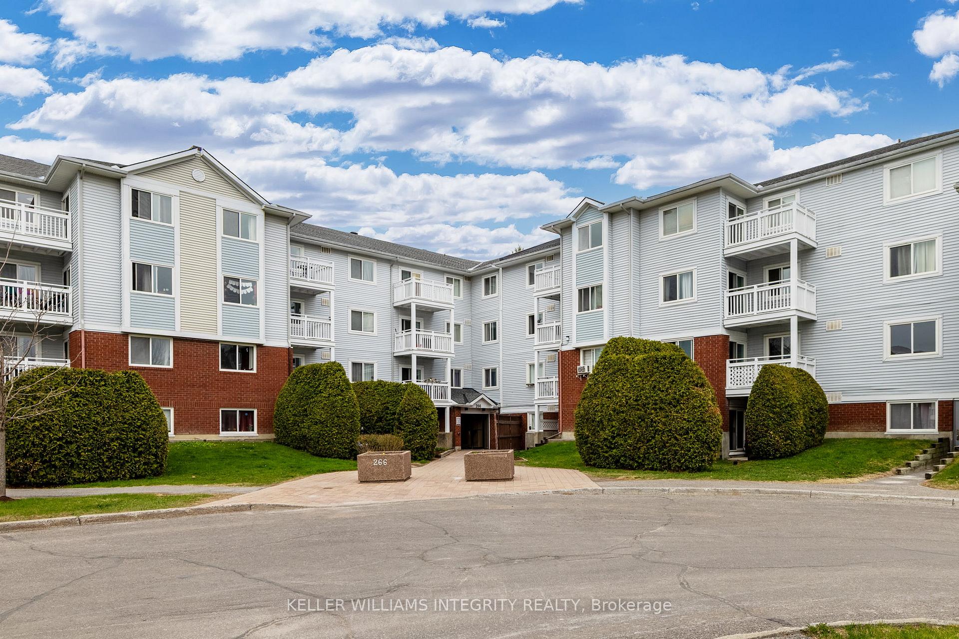 Photo 1 of Unit 1, 266 Lorry Greenberg Drive, Ottawa, Hunt Club Park/Greenboro — HOMEH