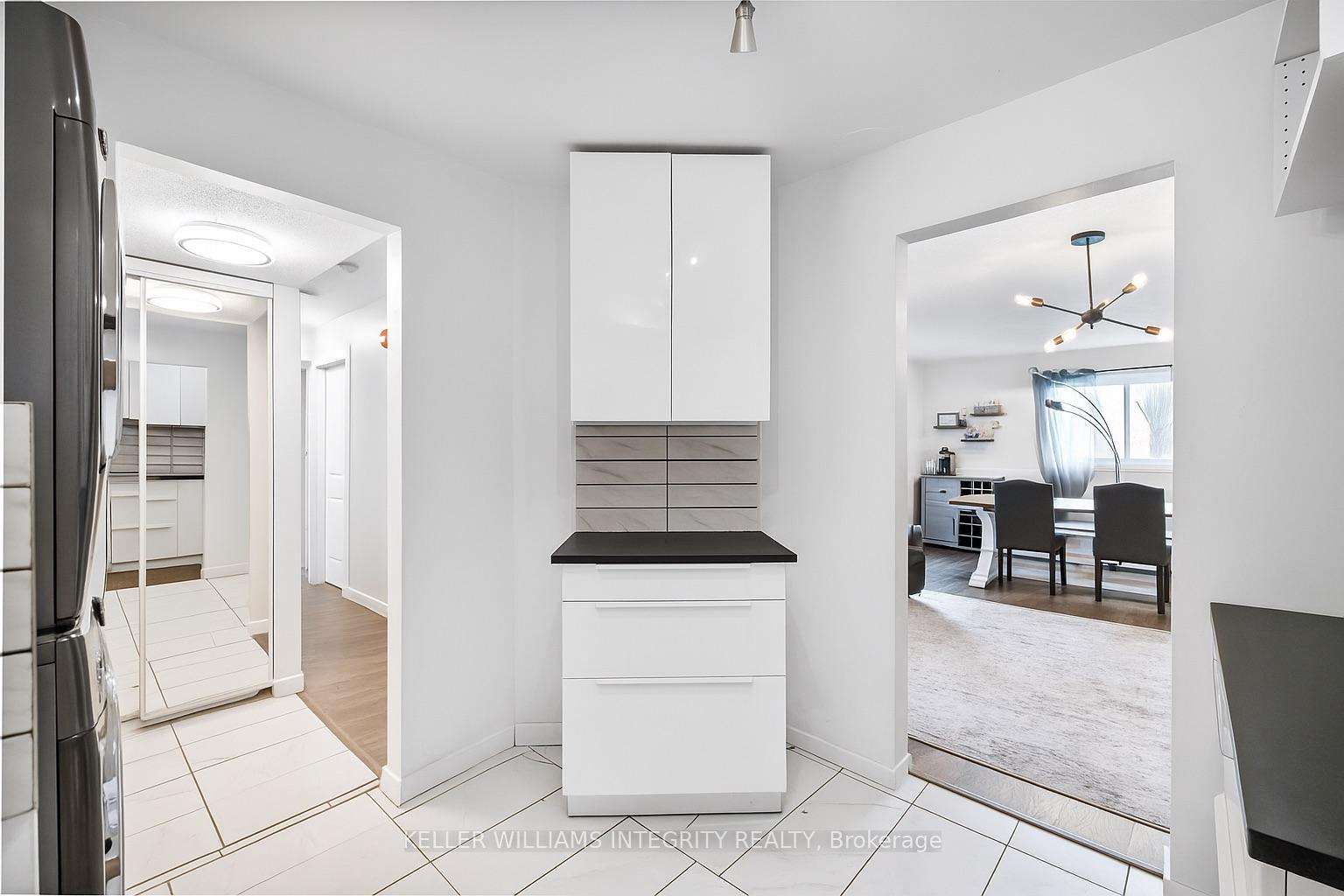 Photo 5 of Unit 1, 266 Lorry Greenberg Drive, Ottawa, Hunt Club Park/Greenboro — HOMEH
