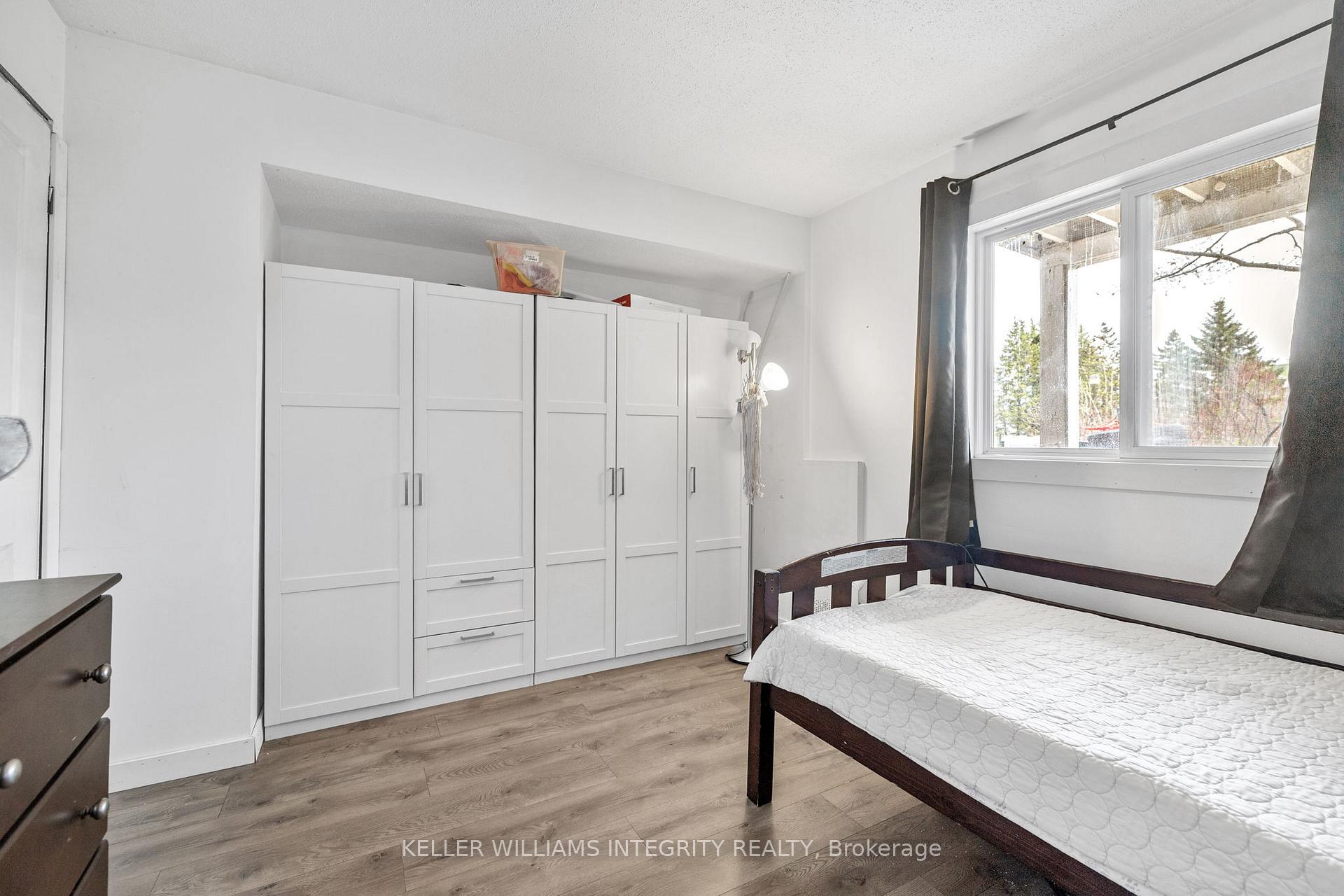 Photo 17 of Unit 1, 266 Lorry Greenberg Drive, Ottawa, Hunt Club Park/Greenboro — HOMEH