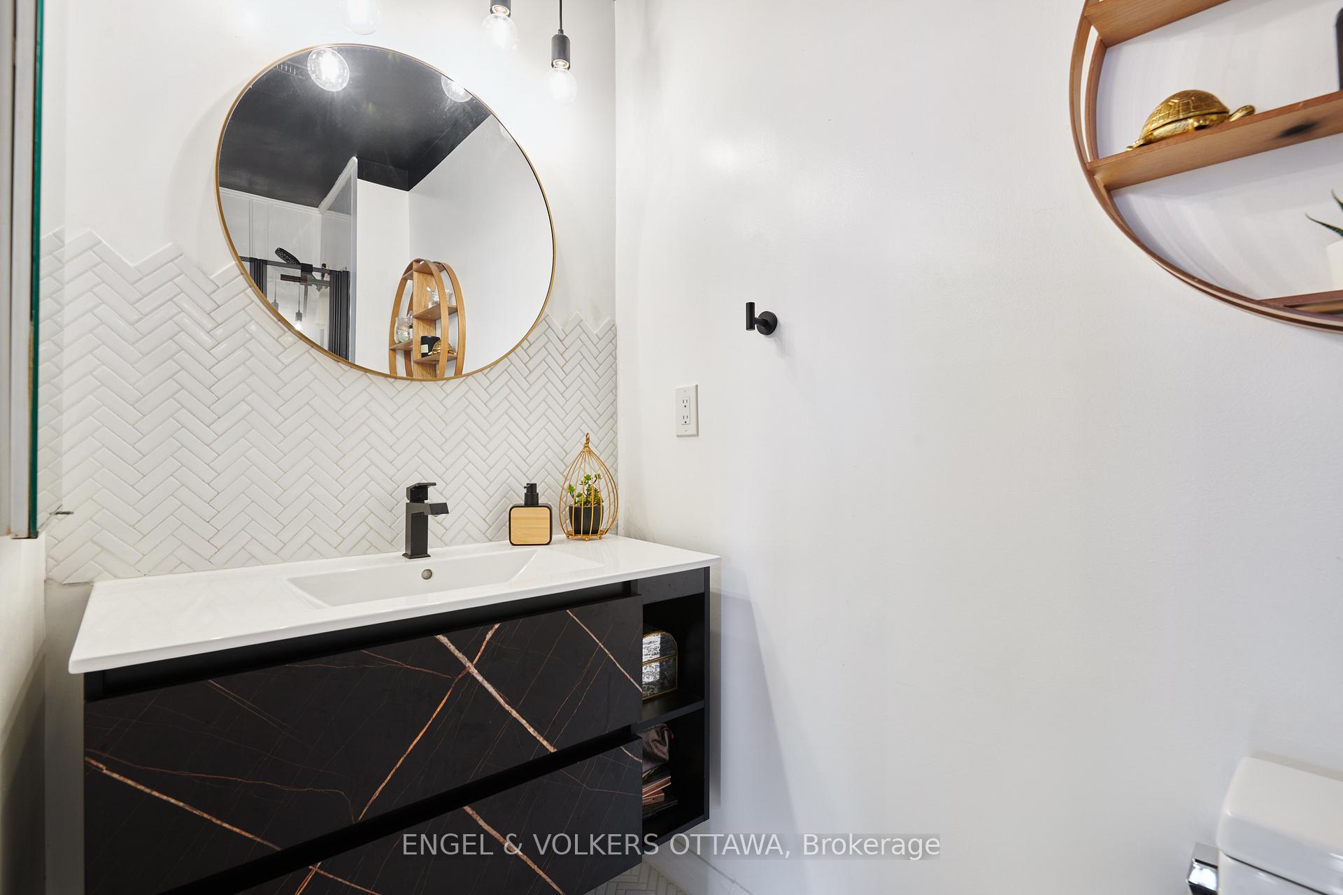 Photo 56 of Unit 101, 2759 Carousel Crescent, Ottawa, Emerald Woods/Sawmill Creek — HOMEH