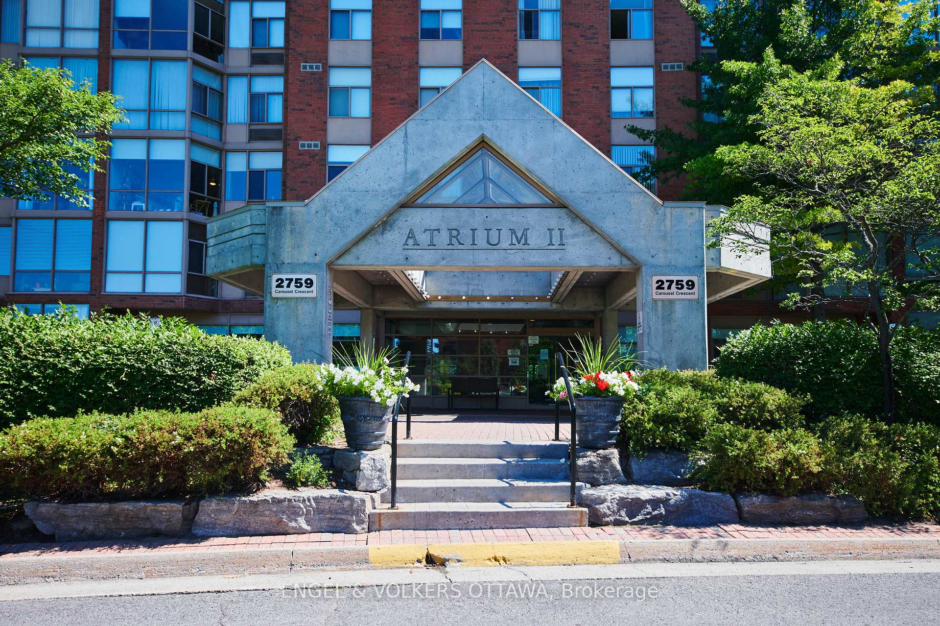Photo 22 of Unit 101, 2759 Carousel Crescent, Ottawa, Emerald Woods/Sawmill Creek — HOMEH