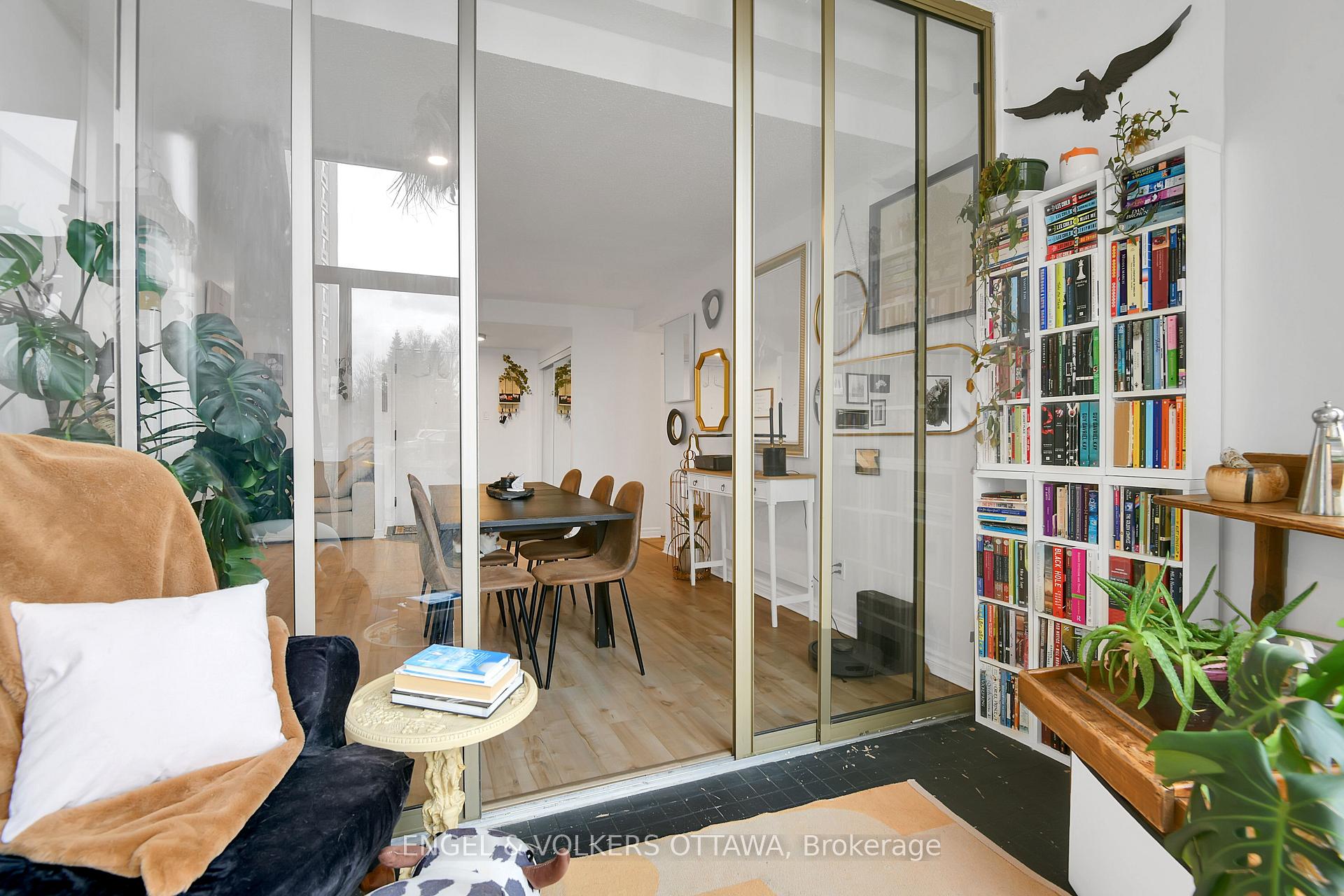 Photo 31 of Unit 101, 2759 Carousel Crescent, Ottawa, Emerald Woods/Sawmill Creek — HOMEH