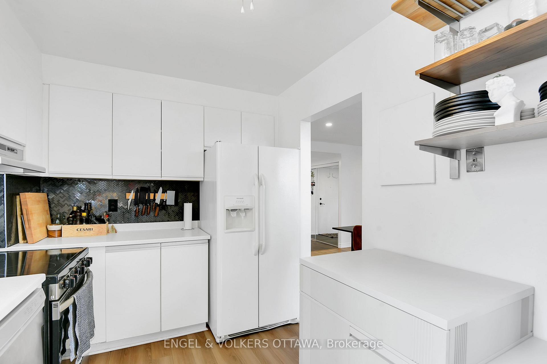 Photo 35 of Unit 101, 2759 Carousel Crescent, Ottawa, Emerald Woods/Sawmill Creek — HOMEH