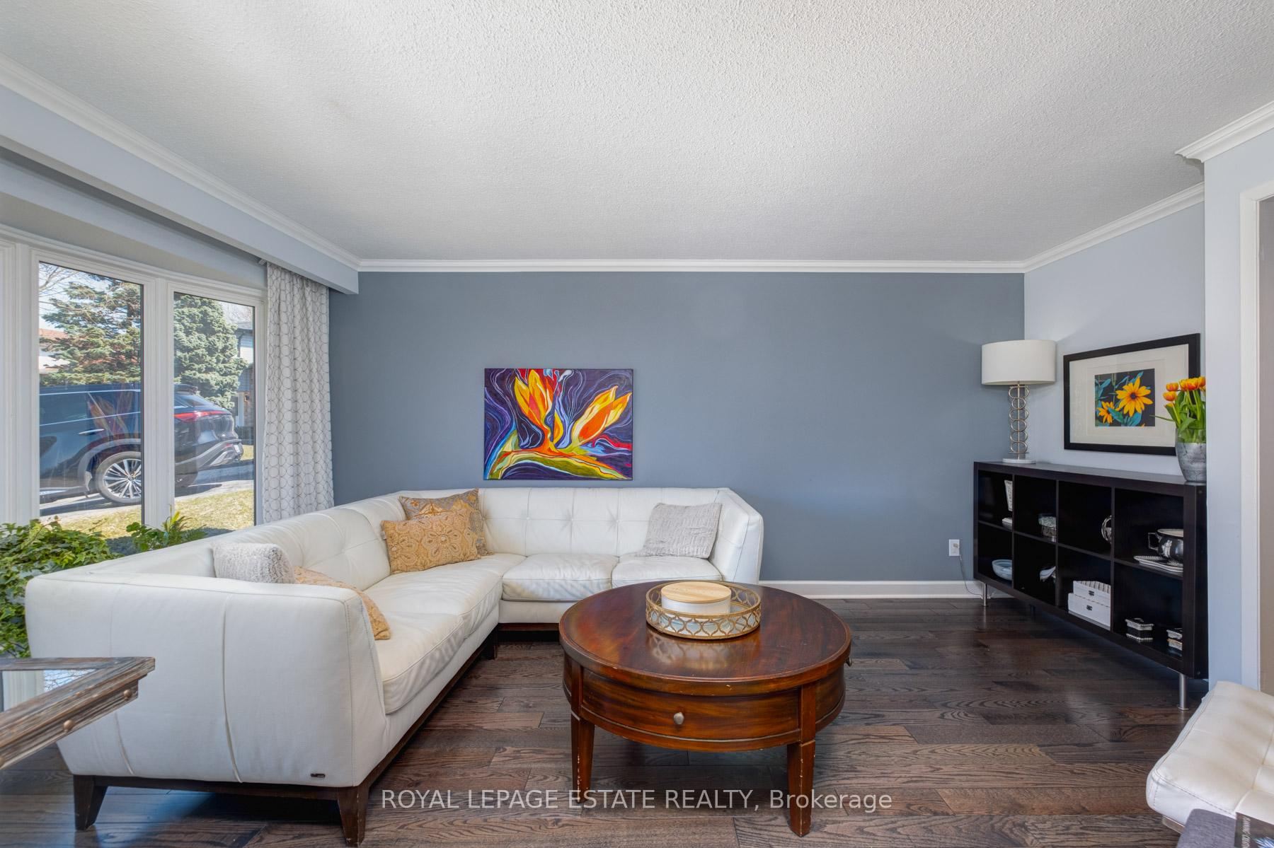Photo 7 of 76 Harland Crescent, Ajax, South East — HOMEH
