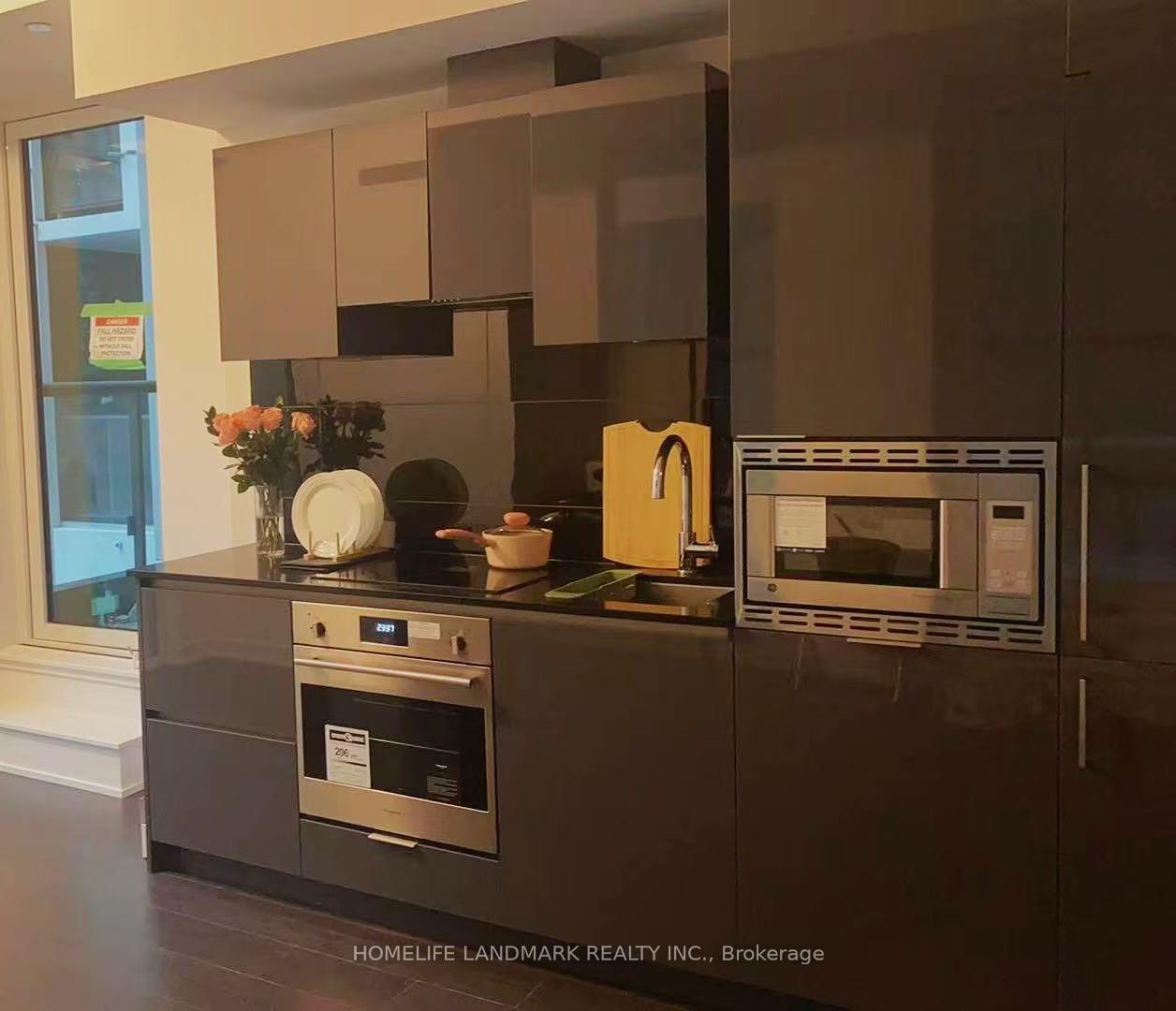 Photo 2 of Unit 715, 121 St Patrick Street, Toronto, Kensington-Chinatown — HOMEH