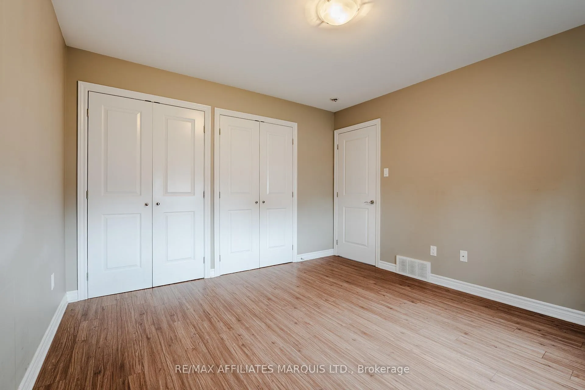 Photo 22 of 660 Hamilton Crescent, Cornwall — HOMEH
