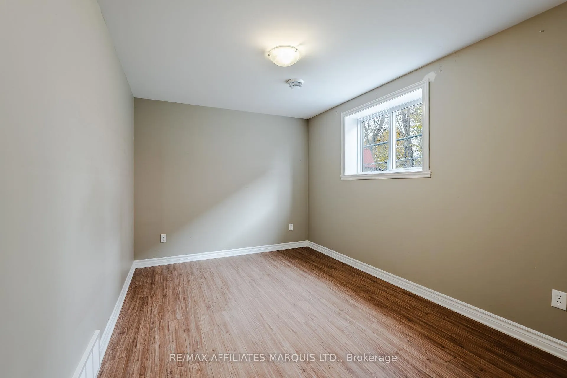 Photo 28 of 660 Hamilton Crescent, Cornwall — HOMEH