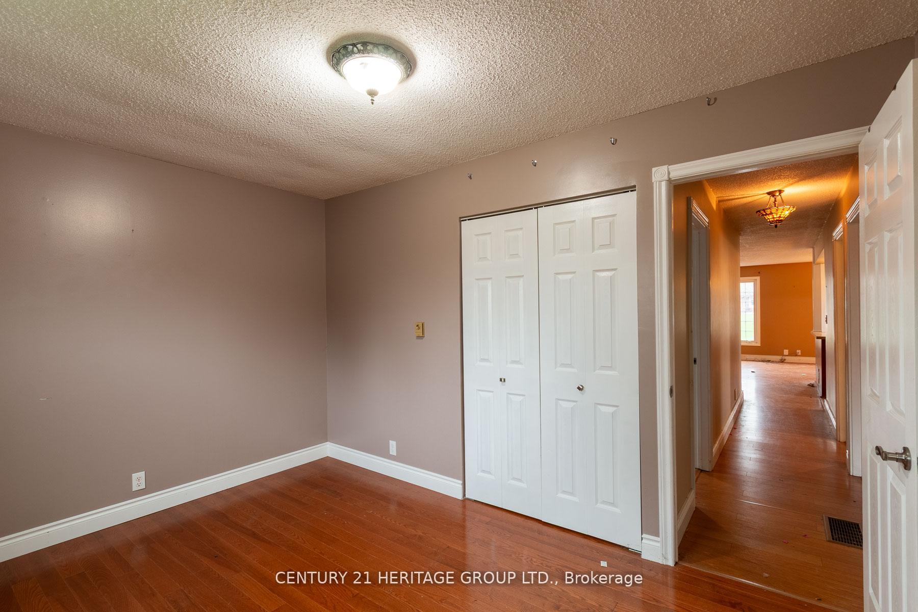 Photo 17 of 70 Dorothy Avenue, Georgina, Sutton & Jackson's Point — HOMEH