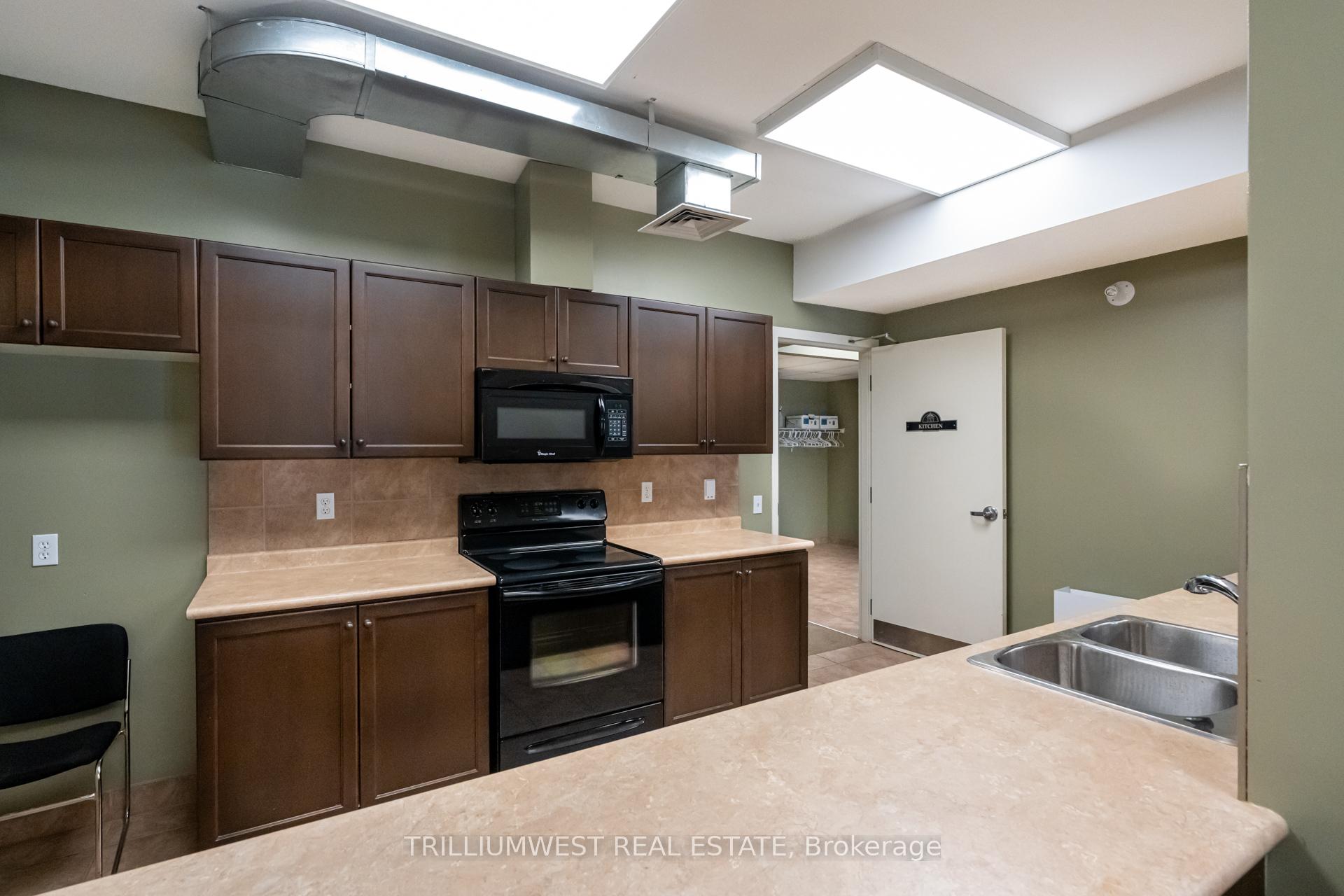 Photo 31 of Unit 201, 43 Goodwin Drive, Guelph, Pineridge/Westminster Woods — HOMEH