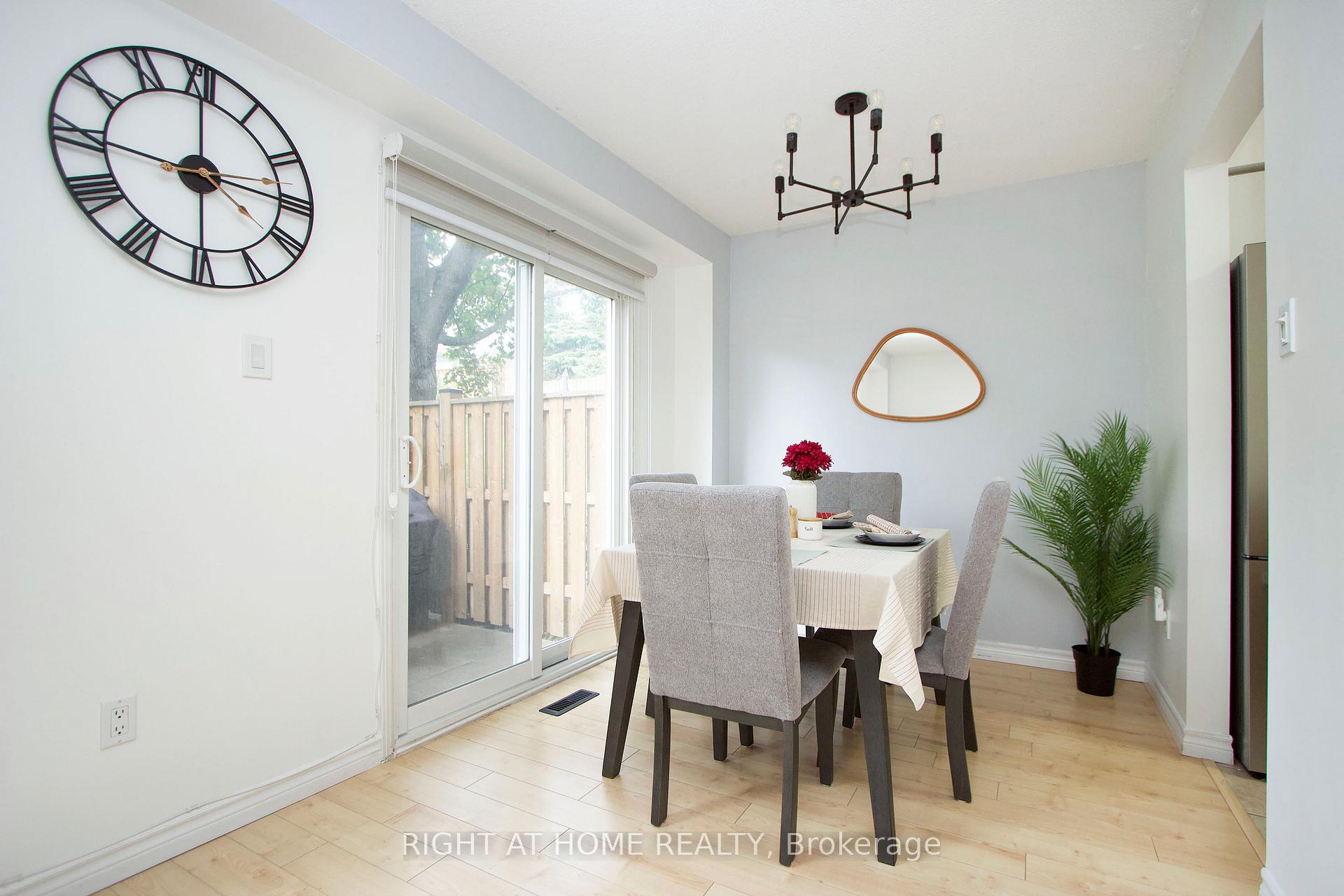 Photo 9 of Unit 204, 10 Bassett Boulevard, Whitby, Pringle Creek — HOMEH