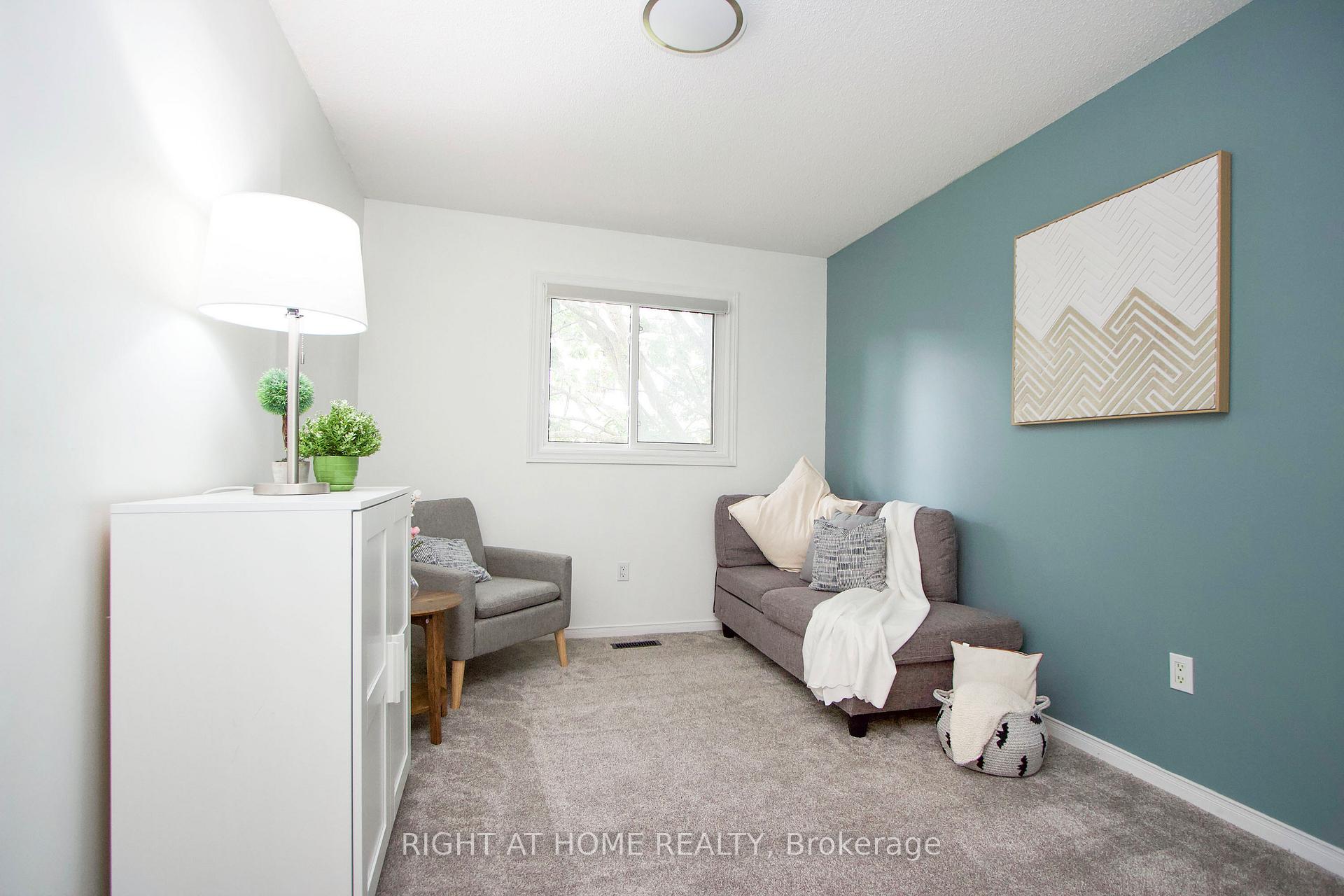 Photo 23 of Unit 204, 10 Bassett Boulevard, Whitby, Pringle Creek — HOMEH