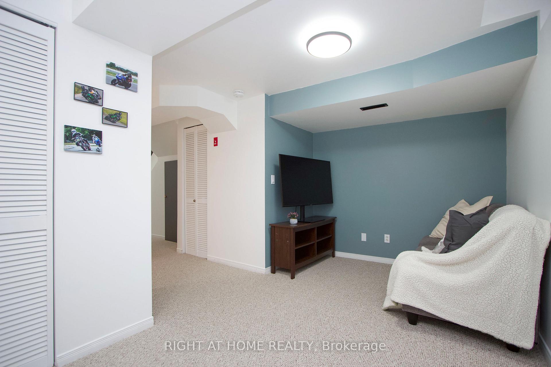 Photo 29 of Unit 204, 10 Bassett Boulevard, Whitby, Pringle Creek — HOMEH