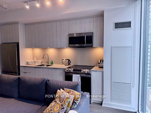 Photo 9 of Unit 1204, 357 King Street W, Toronto, Waterfront Communities — HOMEH