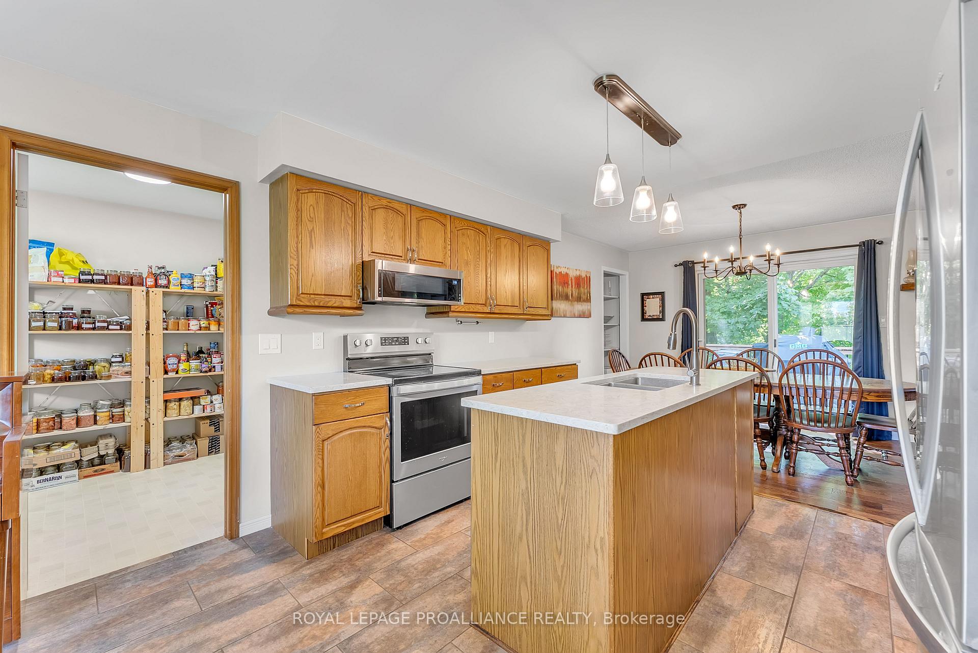 Photo 24 of 1091 Phillipston Road, Belleville, Thurlow Ward — HOMEH