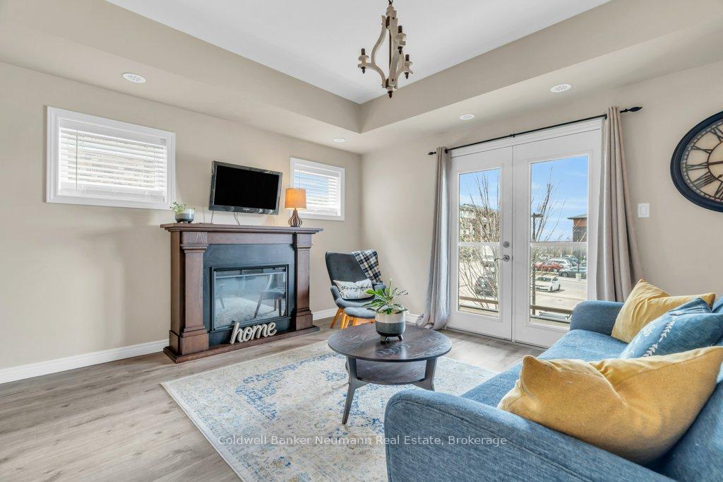 Photo 2 of Unit 30, 39 Kay Crescent, Guelph, Pineridge/Westminster Woods — HOMEH