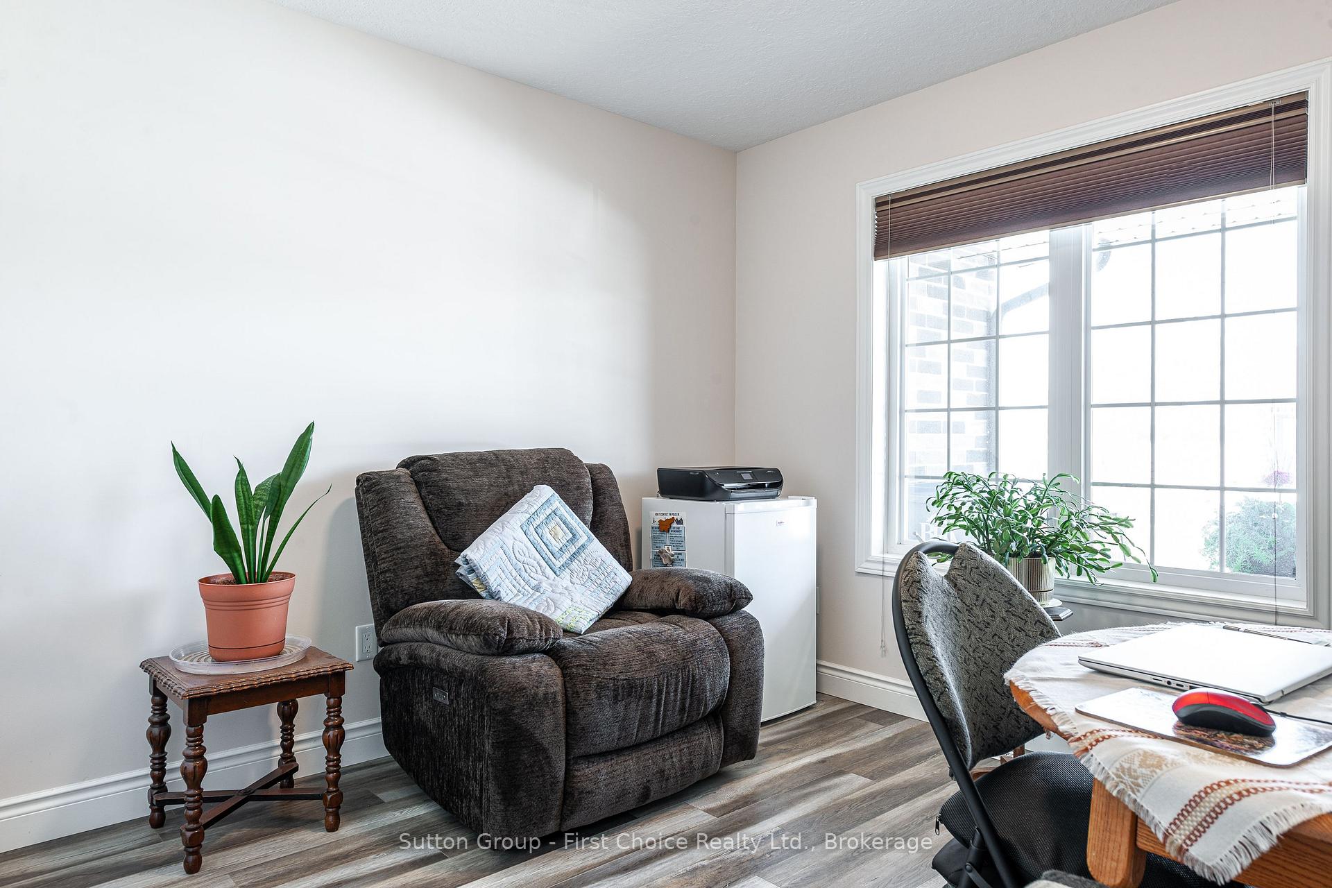 Photo 5 of Unit 5, 74 Edison Street, St. Marys — HOMEH