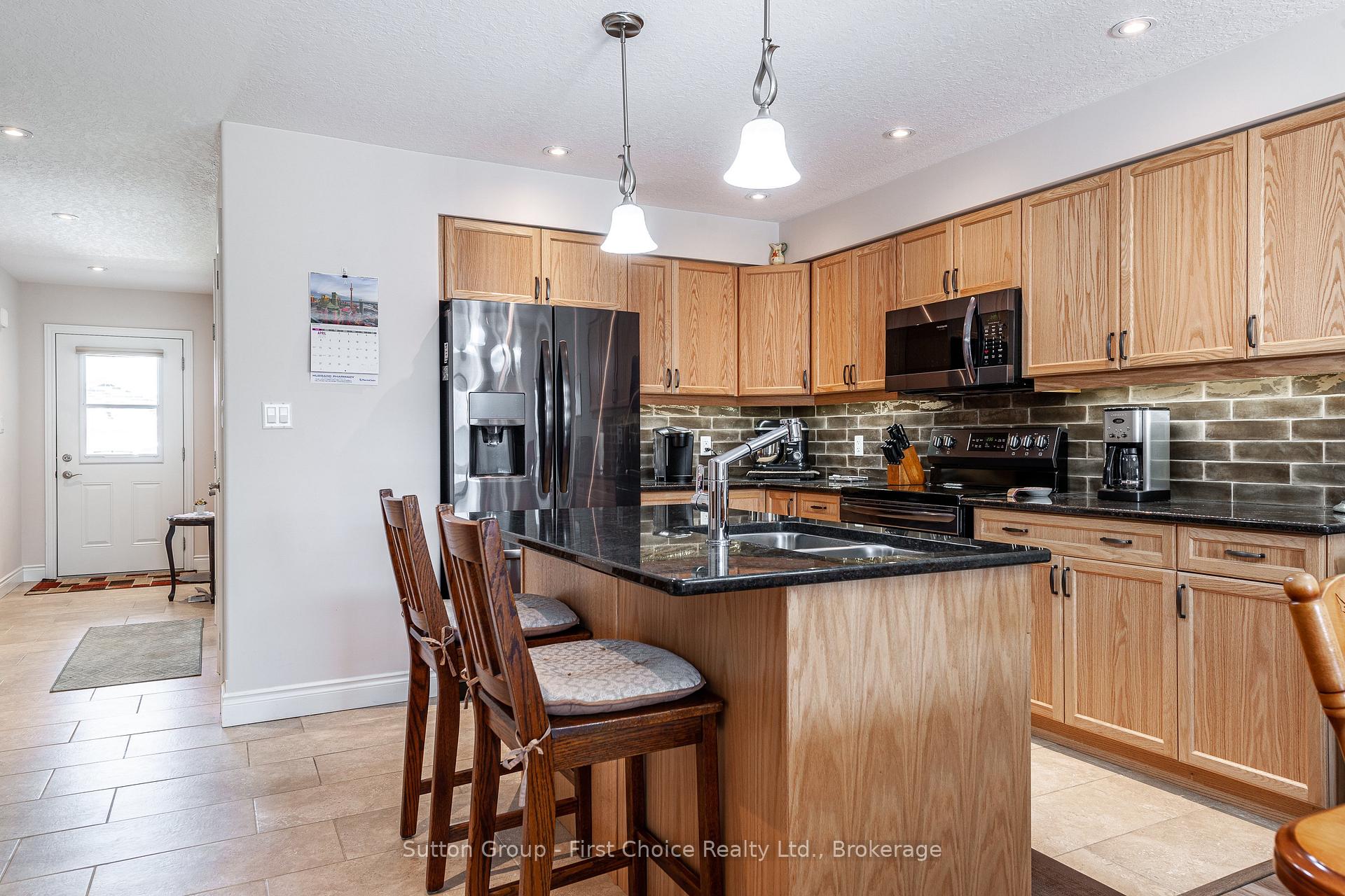 Photo 14 of Unit 5, 74 Edison Street, St. Marys — HOMEH