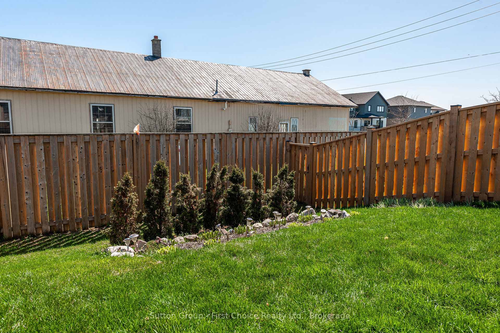 Photo 30 of Unit 5, 74 Edison Street, St. Marys — HOMEH