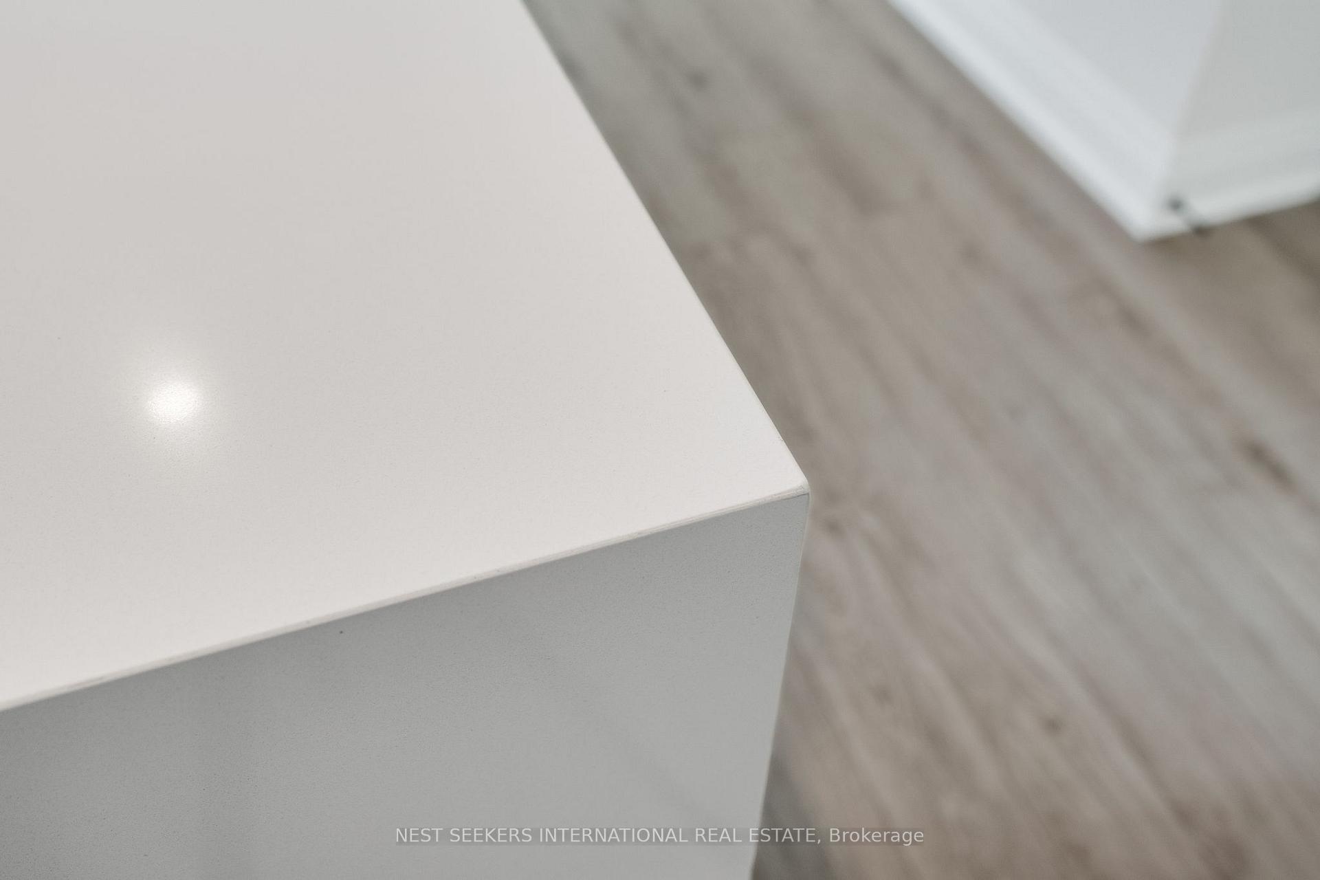 Photo 11 of Unit 404, 681 Yonge Street, Barrie, Painswick South — HOMEH