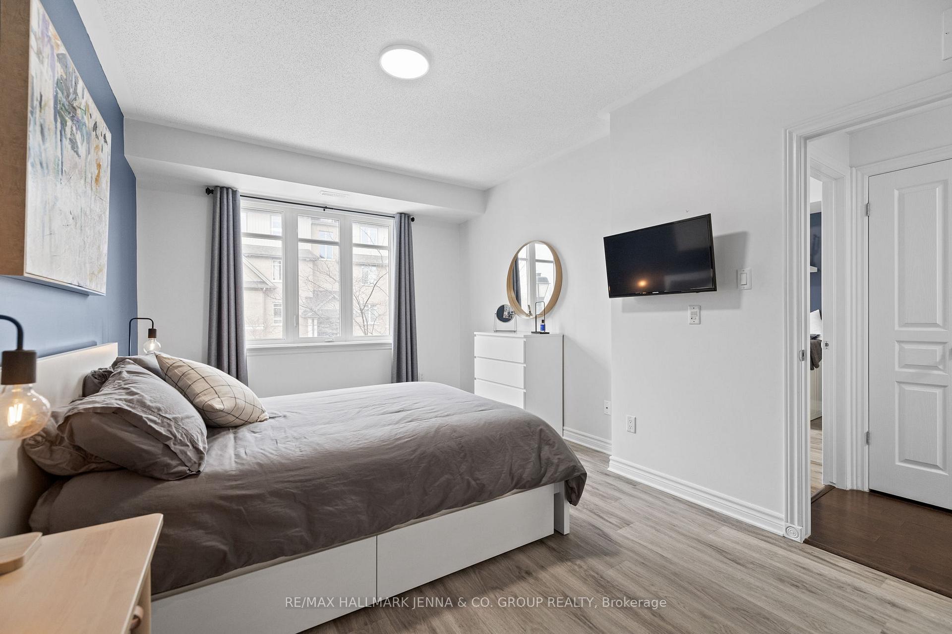 Photo 23 of Unit C, 65 Tipperary, Ottawa, Barrhaven - Longfields — HOMEH