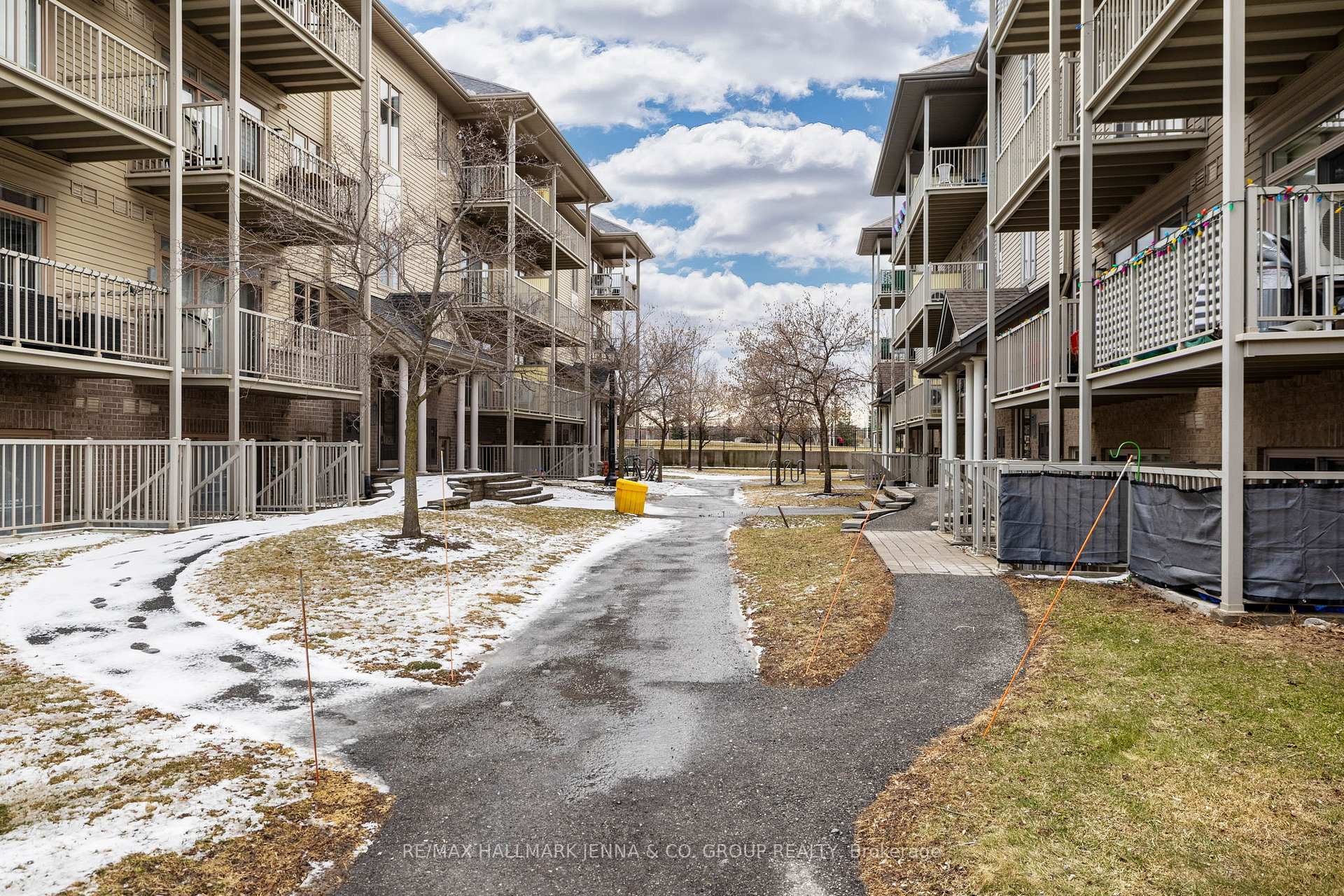 Photo 32 of Unit C, 65 Tipperary, Ottawa, Barrhaven - Longfields — HOMEH