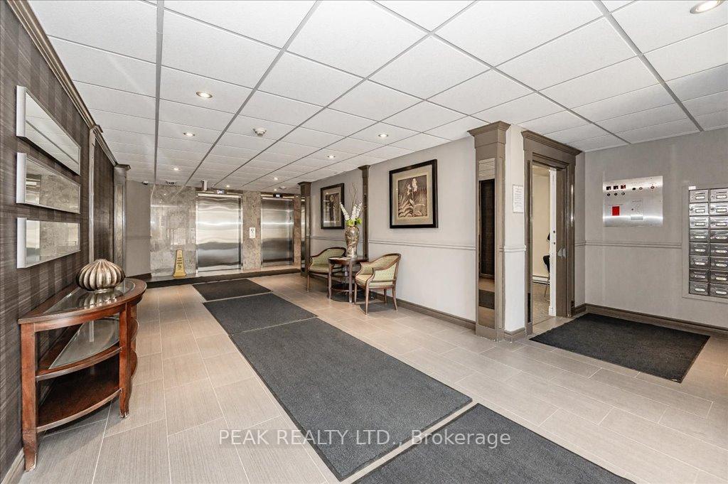 Photo 6 of Unit 711, 35 Green Valley Drive, Kitchener — HOMEH