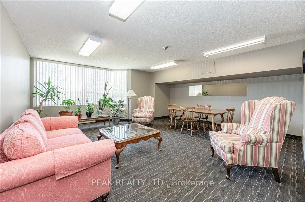 Photo 23 of Unit 711, 35 Green Valley Drive, Kitchener — HOMEH