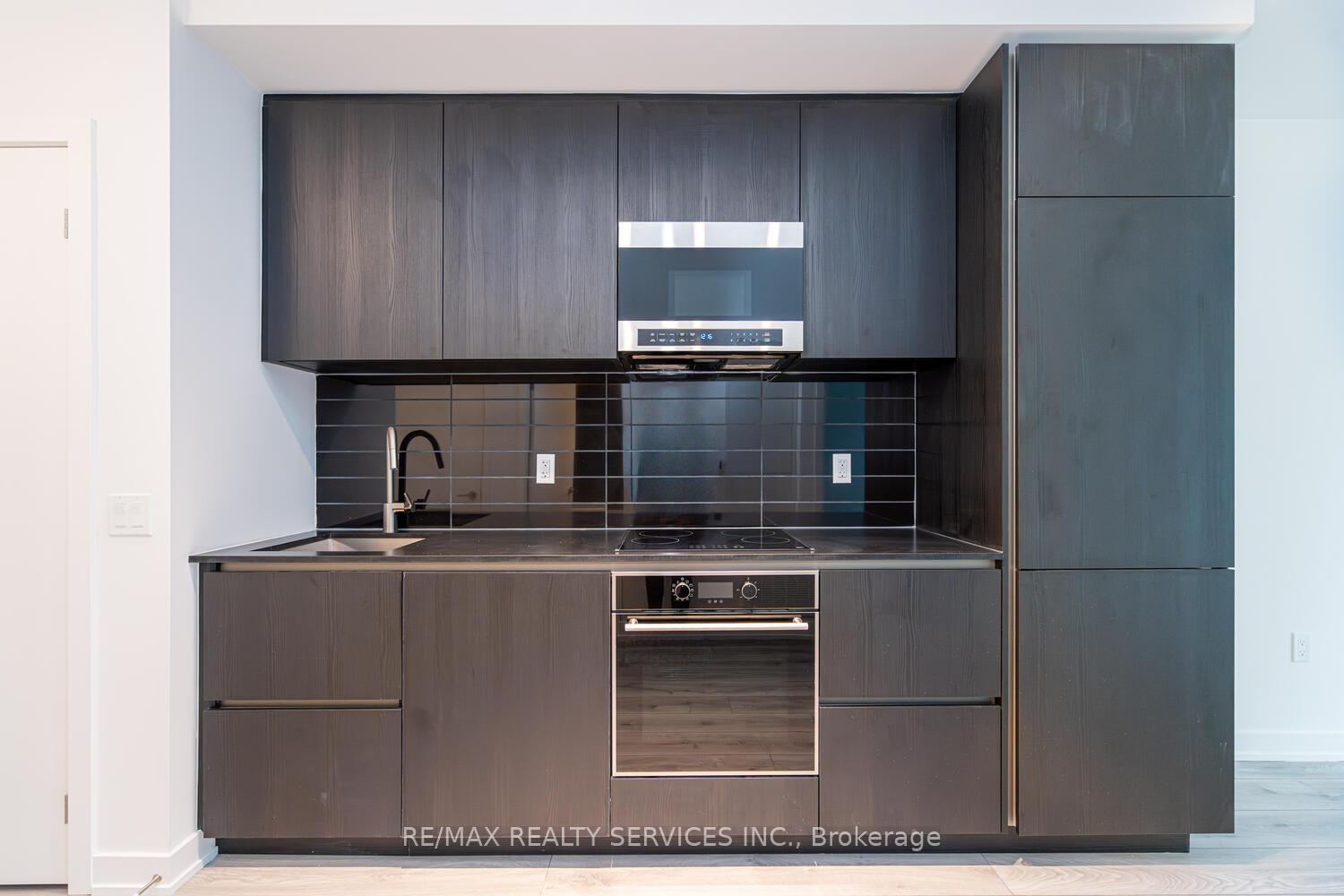 Photo 17 of Unit 1609, 120 Broadway Avenue, Toronto, Mount Pleasant West — HOMEH