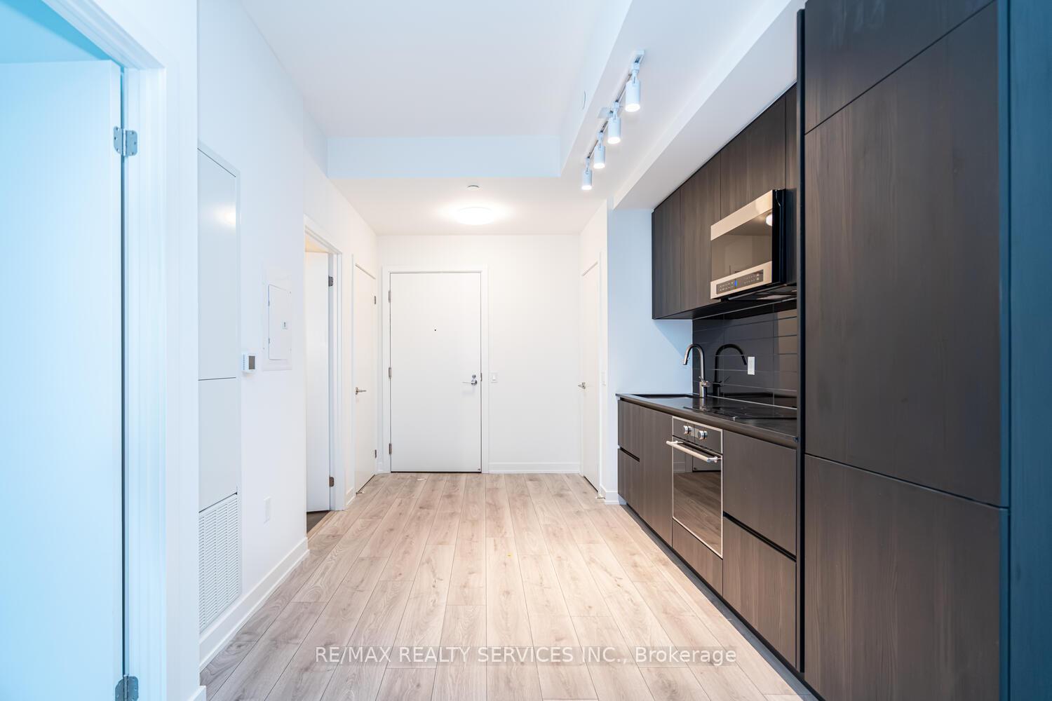 Photo 18 of Unit 1609, 120 Broadway Avenue, Toronto, Mount Pleasant West — HOMEH
