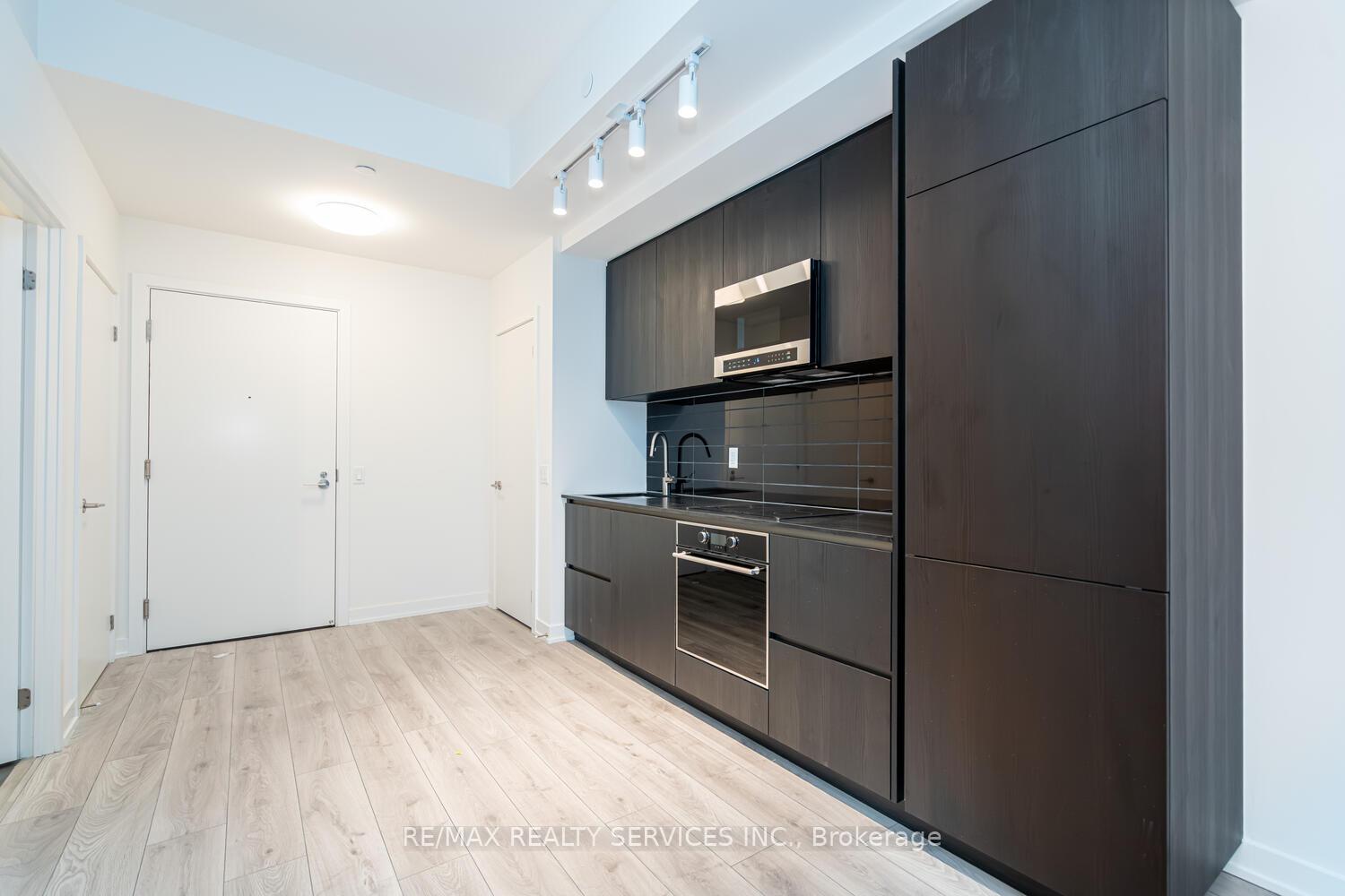 Photo 19 of Unit 1609, 120 Broadway Avenue, Toronto, Mount Pleasant West — HOMEH