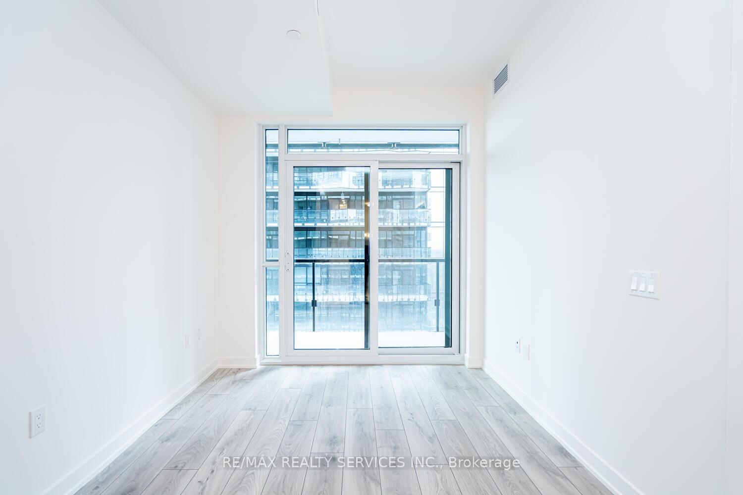 Photo 21 of Unit 1609, 120 Broadway Avenue, Toronto, Mount Pleasant West — HOMEH