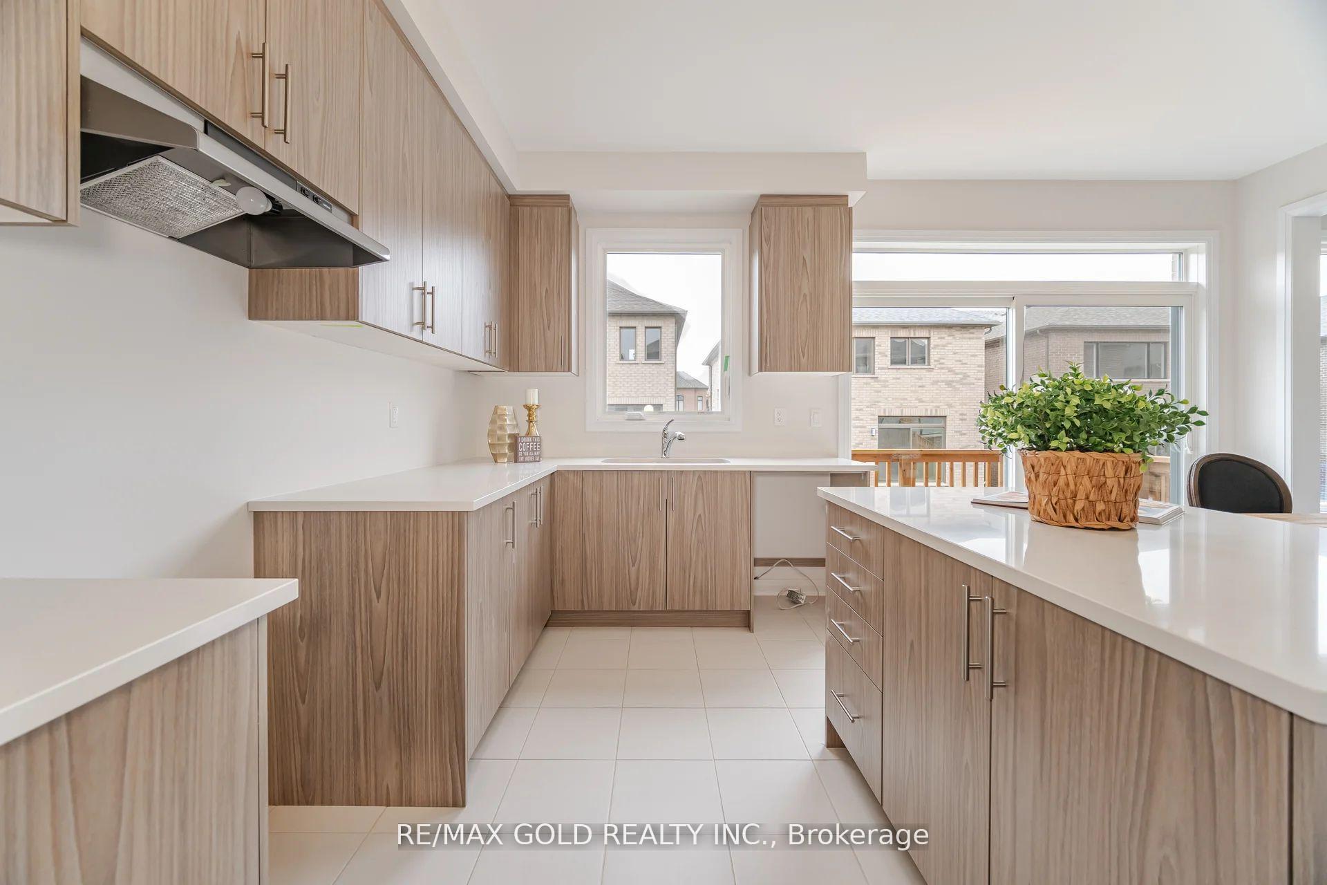 Photo 15 of 25 Gibson Drive, Erin — HOMEH