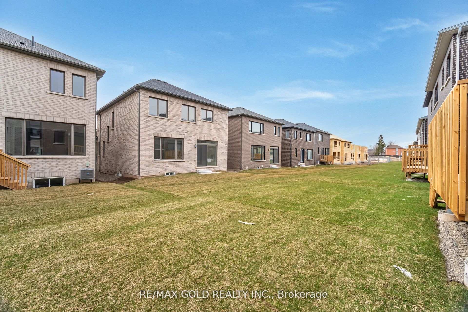 Photo 48 of 25 Gibson Drive, Erin — HOMEH