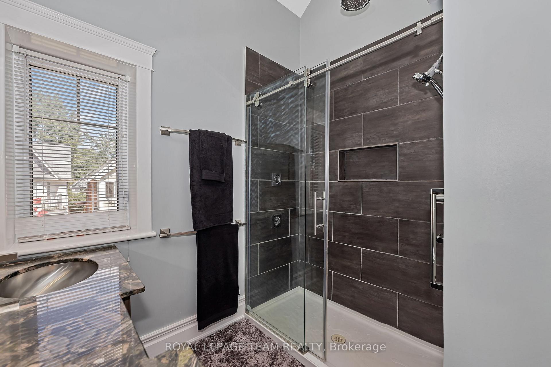 Photo 15 of 1 Regent Street, Ottawa, Glebe — HOMEH
