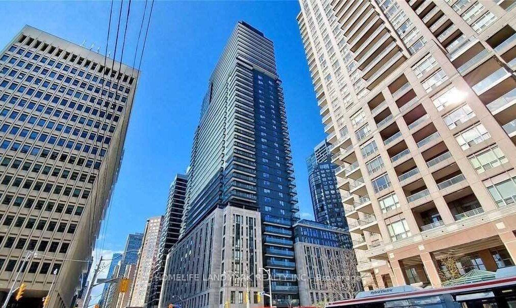 Photo 1 of Unit 2403, 955 Bay Street E, Toronto, Bay Street Corridor — HOMEH