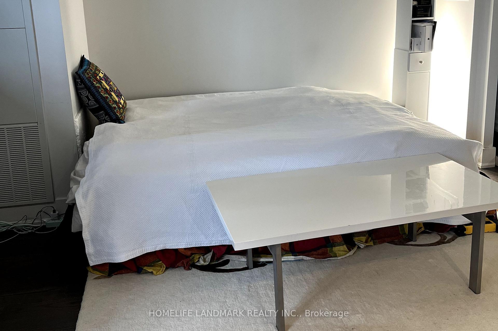 Photo 16 of Unit 2403, 955 Bay Street E, Toronto, Bay Street Corridor — HOMEH