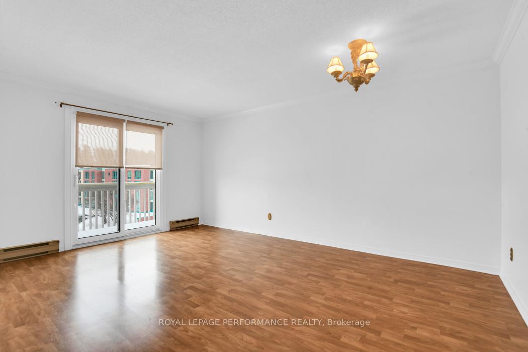Photo 17 of Unit 403, 345 Centrum Boulevard W, Ottawa, Bilberry Creek/Queenswood Heights — HOMEH