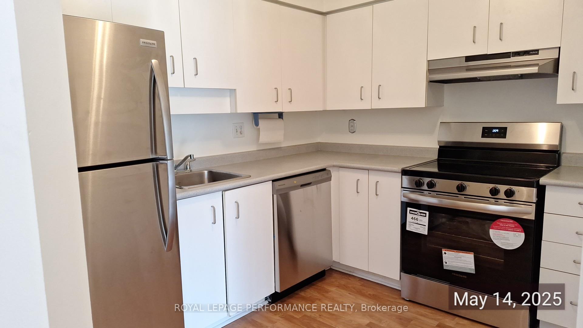 Photo 18 of Unit 403, 345 Centrum Boulevard W, Ottawa, Bilberry Creek/Queenswood Heights — HOMEH