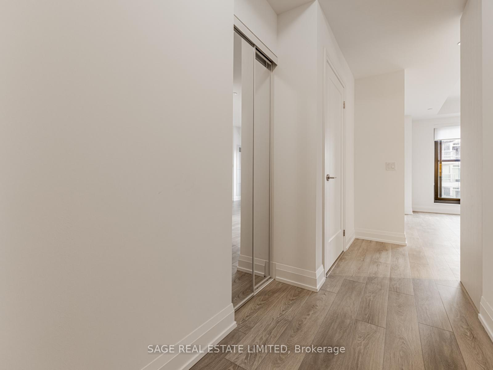 Photo 6 of Unit 911, 20 Soudan Avenue, Toronto, Mount Pleasant West — HOMEH