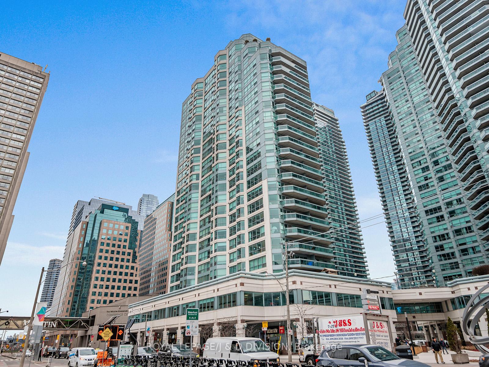 Photo 2 of Unit 706, 10 Queens Quay W, Toronto, Waterfront Communities — HOMEH