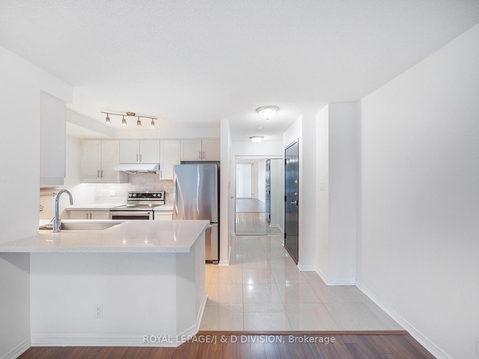 Photo 6 of Unit 706, 10 Queens Quay W, Toronto, Waterfront Communities — HOMEH