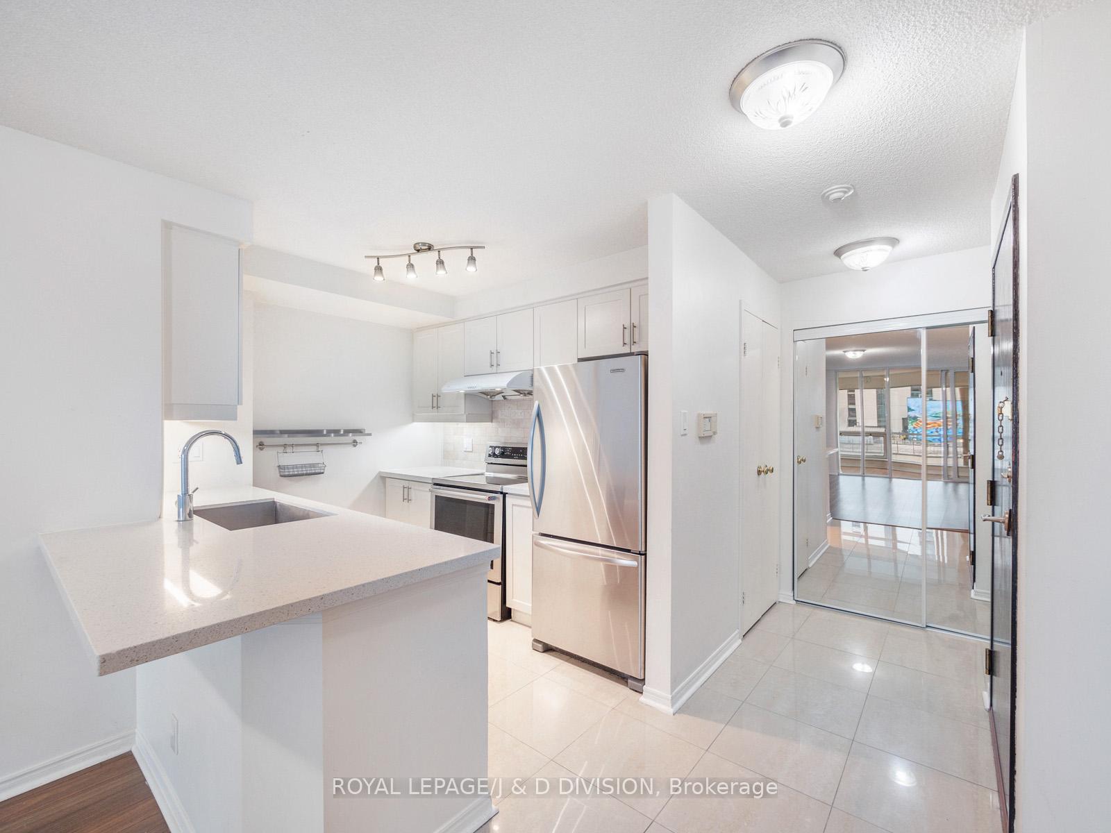 Photo 9 of Unit 706, 10 Queens Quay W, Toronto, Waterfront Communities — HOMEH