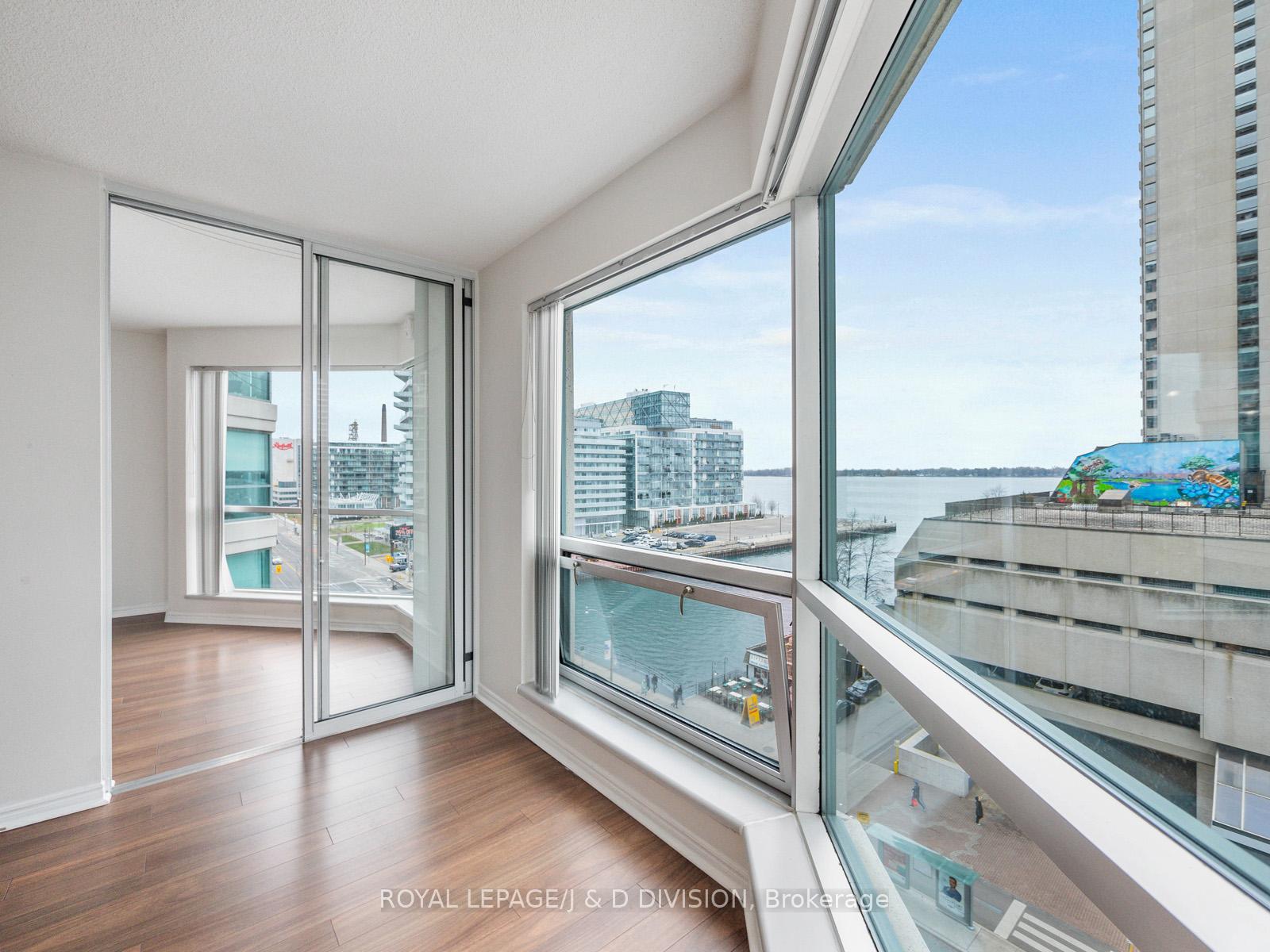 Photo 16 of Unit 706, 10 Queens Quay W, Toronto, Waterfront Communities — HOMEH