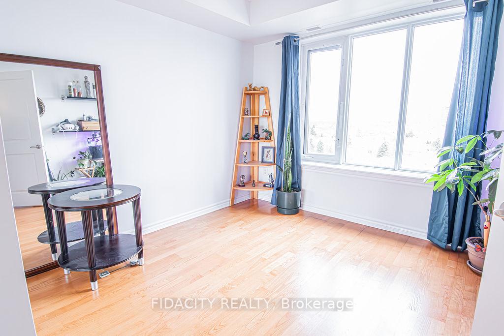 Photo 9 of Unit 805, 314 Central Park Drive, Ottawa, Central Park — HOMEH