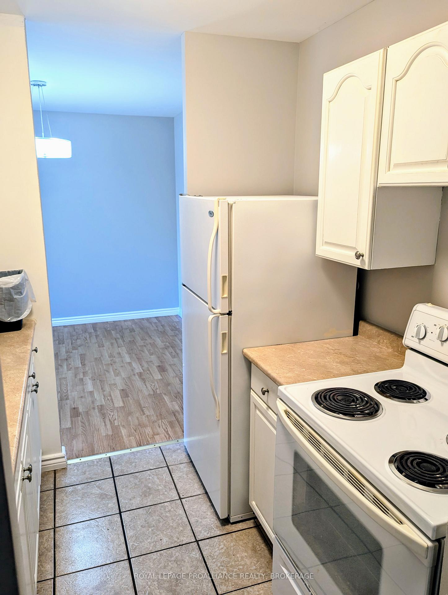 Photo 4 of Unit 109, 17 Eldon Hall Place, Kingston, Central City West — HOMEH