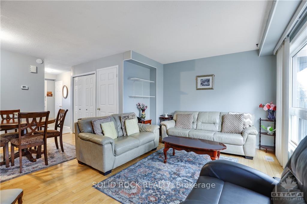 Photo 2 of 3 Seyton Drive, Ottawa, Westcliffe Estates — HOMEH