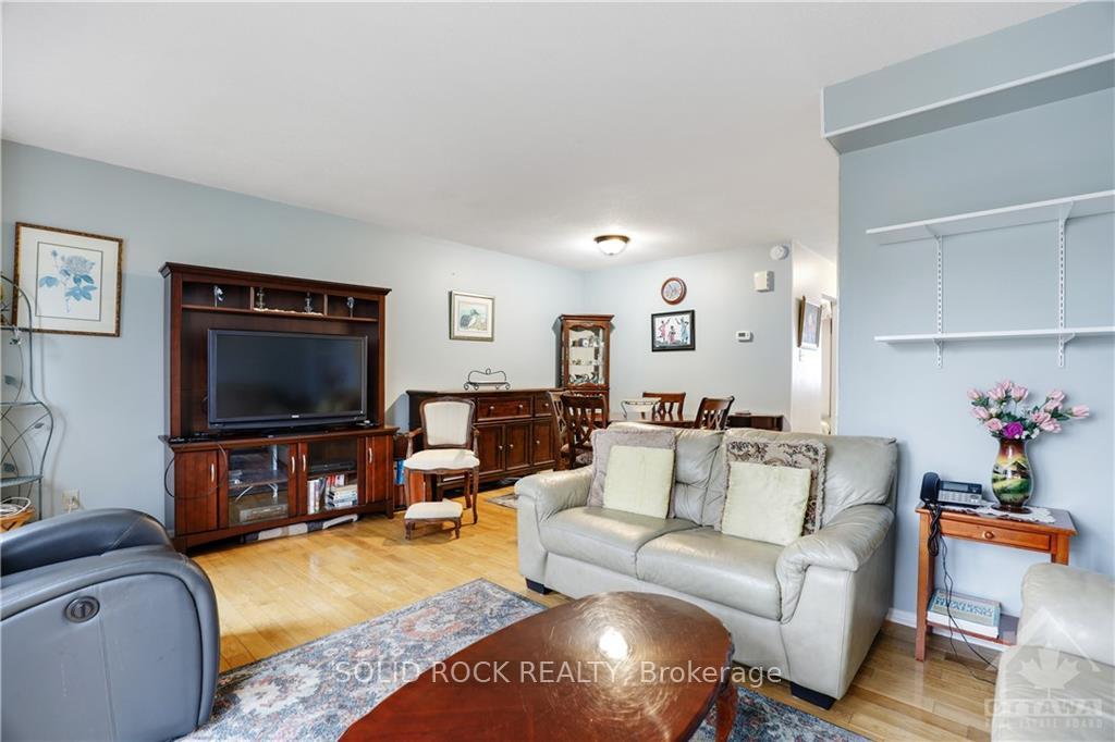Photo 4 of 3 Seyton Drive, Ottawa, Westcliffe Estates — HOMEH