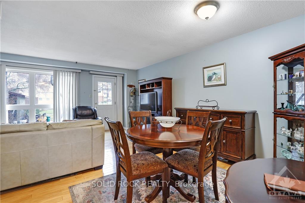 Photo 5 of 3 Seyton Drive, Ottawa, Westcliffe Estates — HOMEH