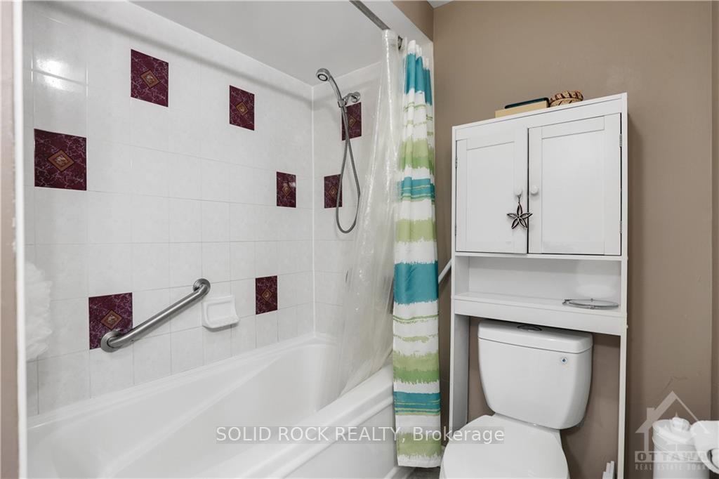 Photo 15 of 3 Seyton Drive, Ottawa, Westcliffe Estates — HOMEH