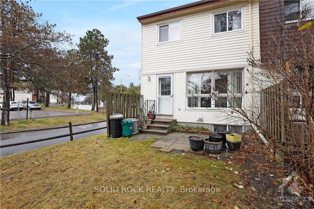 Photo 17 of 3 Seyton Drive, Ottawa, Westcliffe Estates — HOMEH